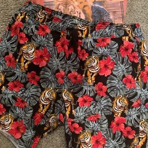 Men’s Tiger shorts